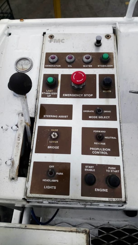 FMC MDL 60 Main Deck 30 tons - מעמיס מטען למטוסים: תמונה 3 FMC MDL 60 Main Deck 30 tons - מעמיס מטען למטוסים: תמונה 3