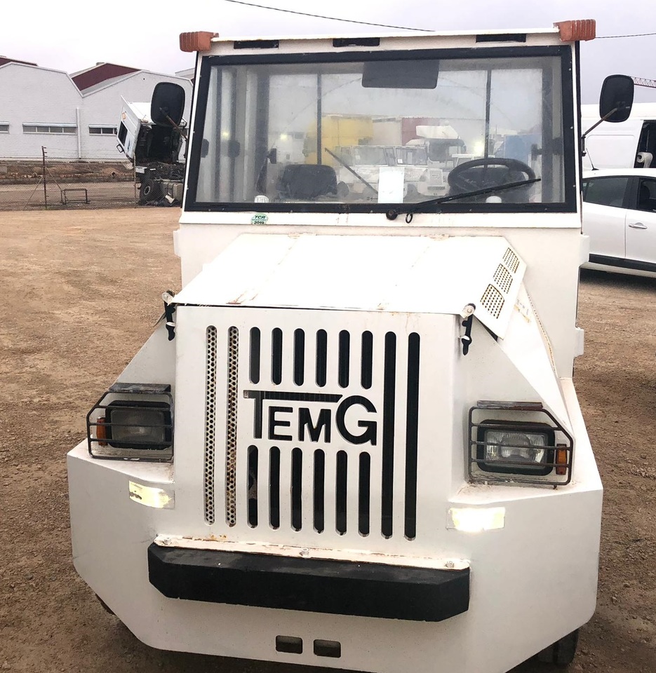 TEMG TRACTOR/DIESEL TG5000 - טרקטור כבודה: תמונה 3 TEMG TRACTOR/DIESEL TG5000 - טרקטור כבודה: תמונה 3