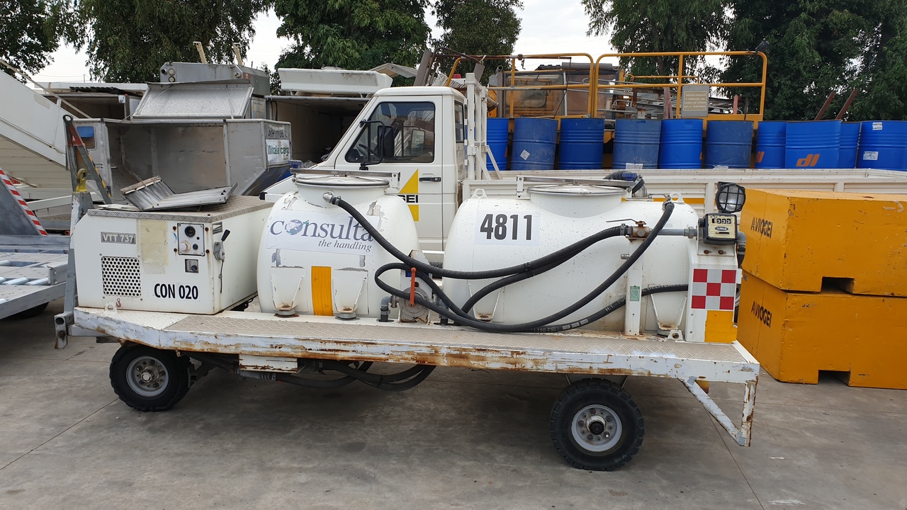 Waste Unit Aviogei VTT 737 - משאית שירות לשירותים: תמונה 1 Waste Unit Aviogei VTT 737 - משאית שירות לשירותים: תמונה 1