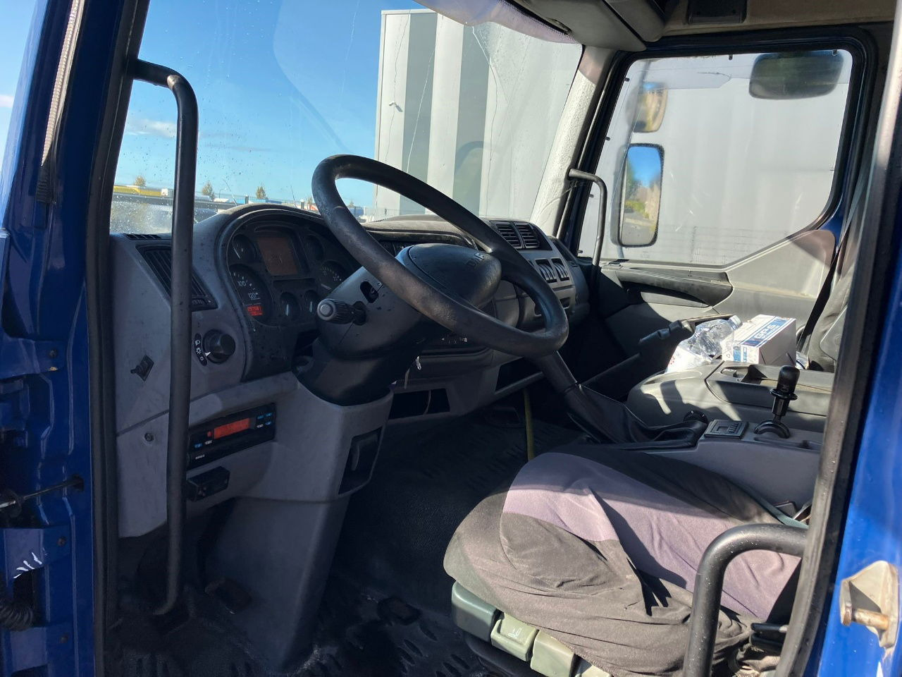 DAF LF 220 FA45.220 LF - משאית עם שלדת תא: תמונה 3 DAF LF 220 FA45.220 LF - משאית עם שלדת תא: תמונה 3