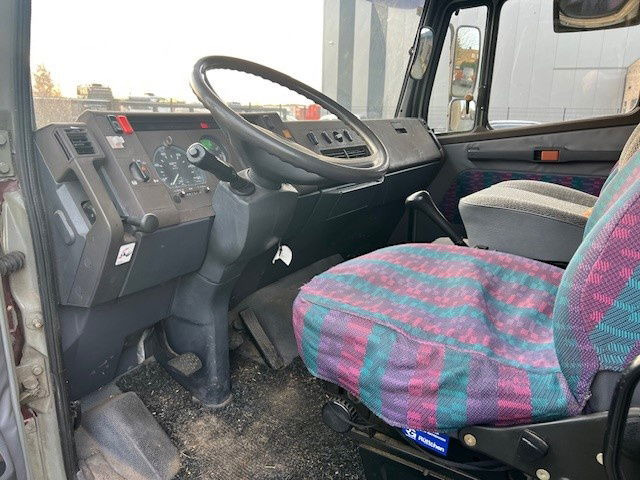 Mercedes-Benz LK 814 814 - משאית תיבה: תמונה 5 Mercedes-Benz LK 814 814 - משאית תיבה: תמונה 5