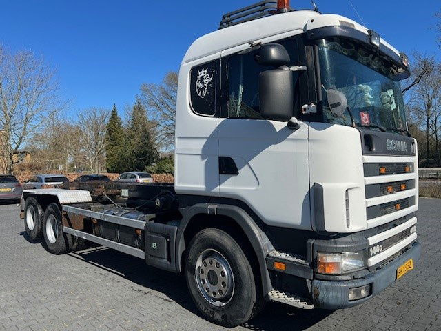 Scania R144-460 V8 .460 6x2 - מוביל מכולות/ משאית החלפת גוף: תמונה 2 Scania R144-460 V8 .460 6x2 - מוביל מכולות/ משאית החלפת גוף: תמונה 2