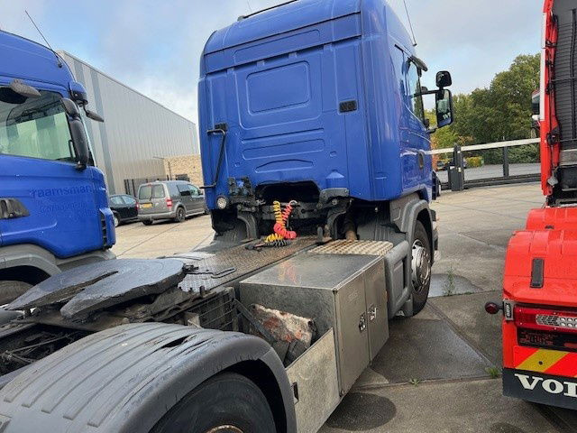 Scania R440 Manuel Gear - יחידת טרקטור: תמונה 3 Scania R440 Manuel Gear - יחידת טרקטור: תמונה 3
