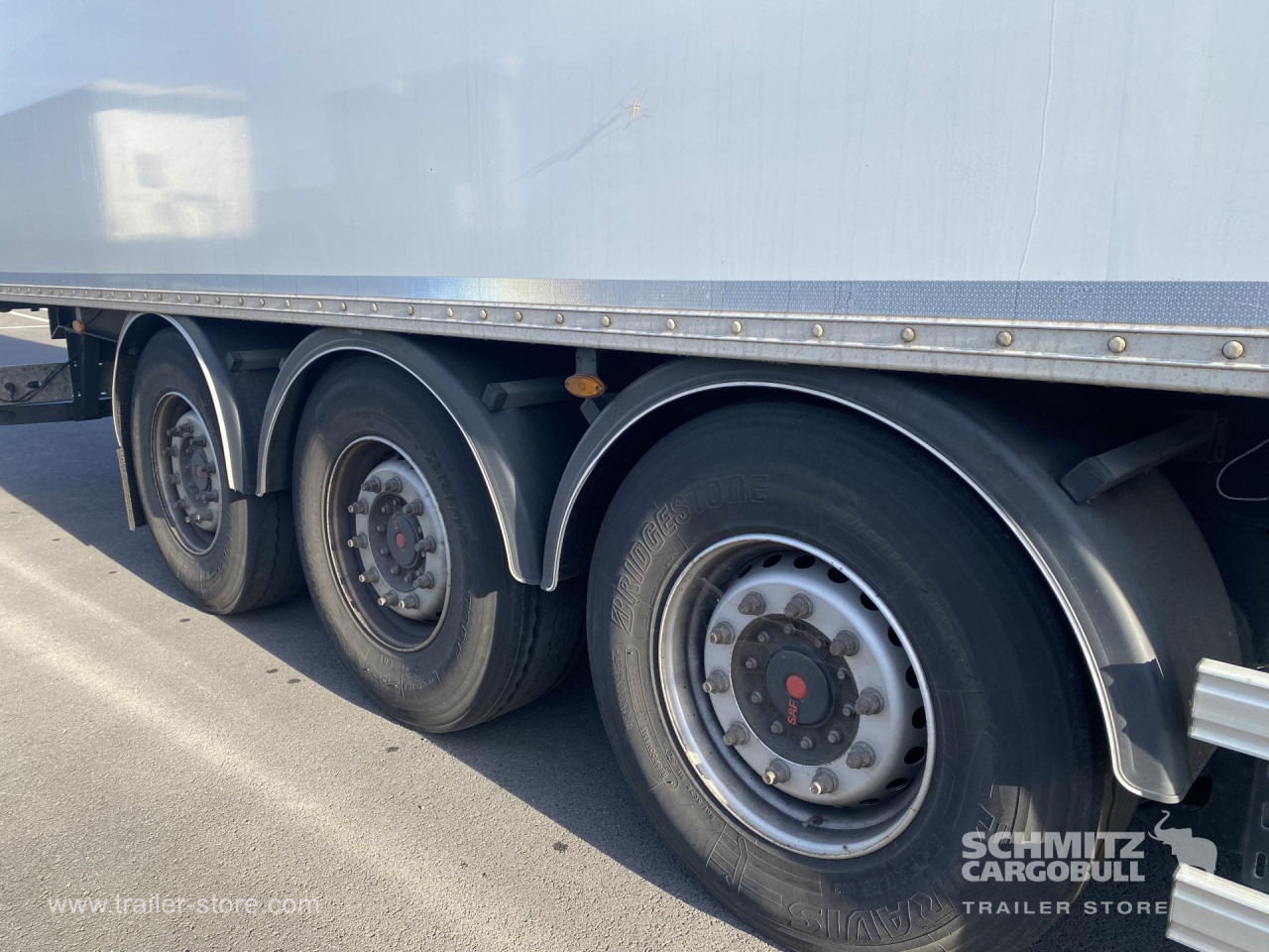 FRUEHAUF Dryfreight Standard - סמיטריילר בתיבה סגורה: תמונה 2 FRUEHAUF Dryfreight Standard - סמיטריילר בתיבה סגורה: תמונה 2
