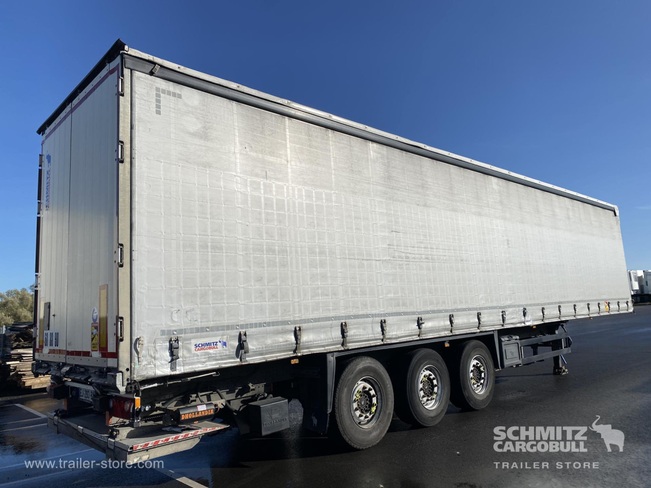 SCHMITZ Curtainsider Standard Taillift - סמיטריילר עם וילונות צד: תמונה 5 SCHMITZ Curtainsider Standard Taillift - סמיטריילר עם וילונות צד: תמונה 5
