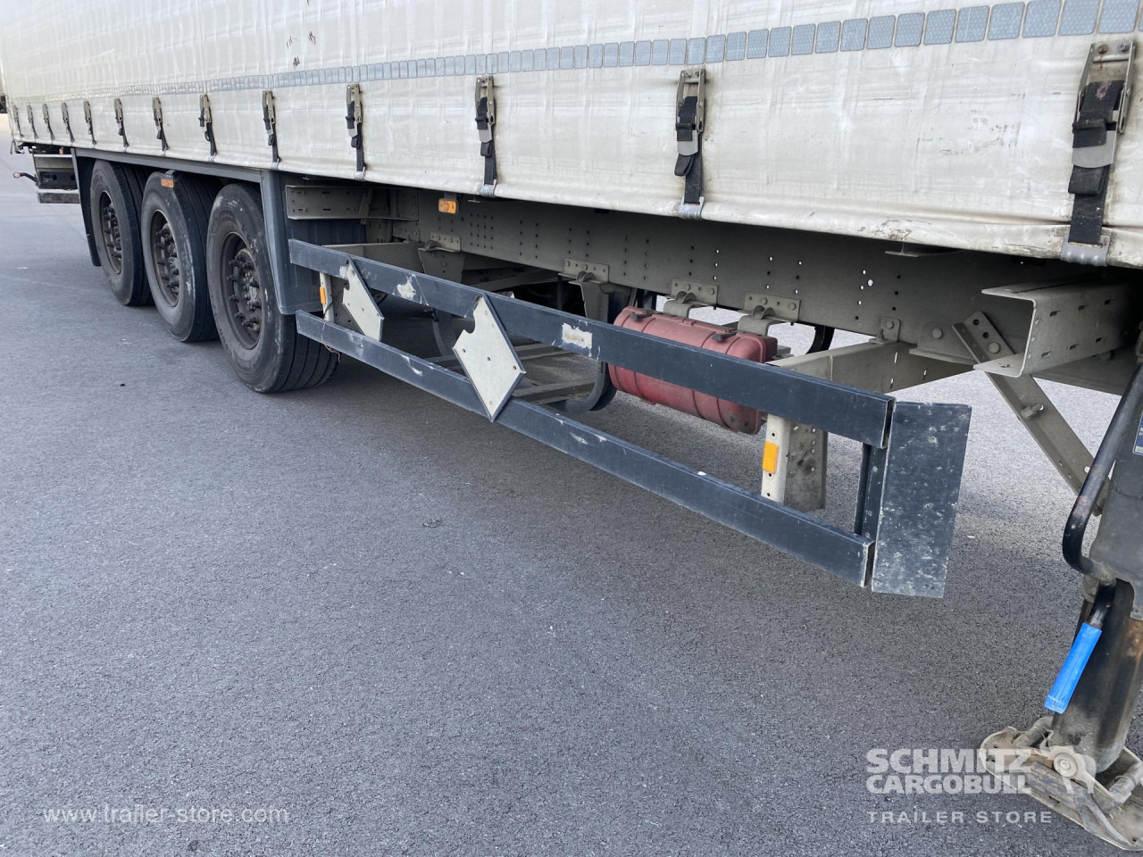 SCHMITZ Curtainsider Standard - סמיטריילר עם וילונות צד: תמונה 4 SCHMITZ Curtainsider Standard - סמיטריילר עם וילונות צד: תמונה 4