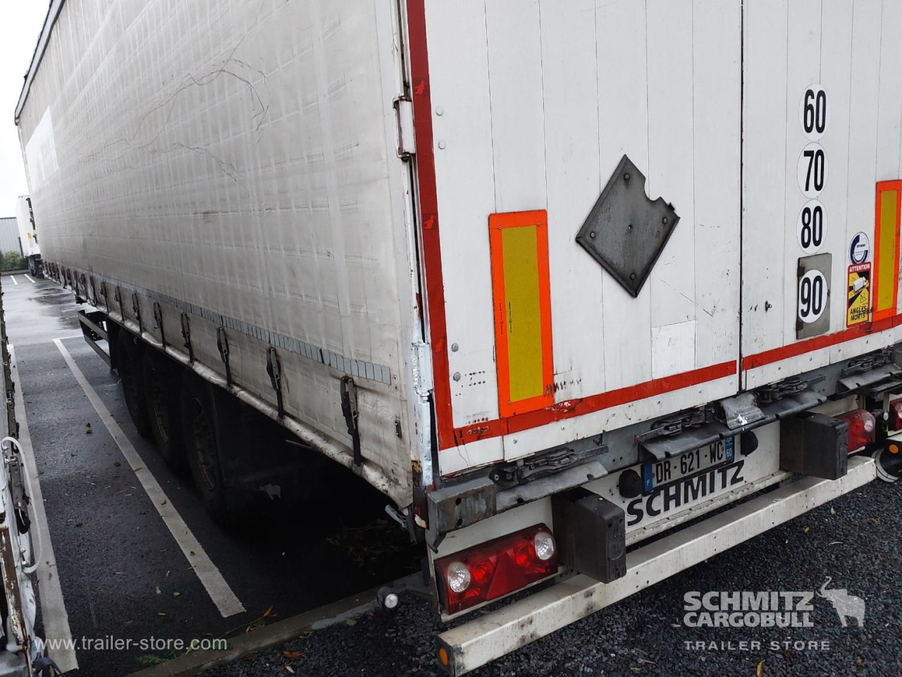 SCHMITZ Curtainsider Standard - סמיטריילר עם וילונות צד: תמונה 3 SCHMITZ Curtainsider Standard - סמיטריילר עם וילונות צד: תמונה 3