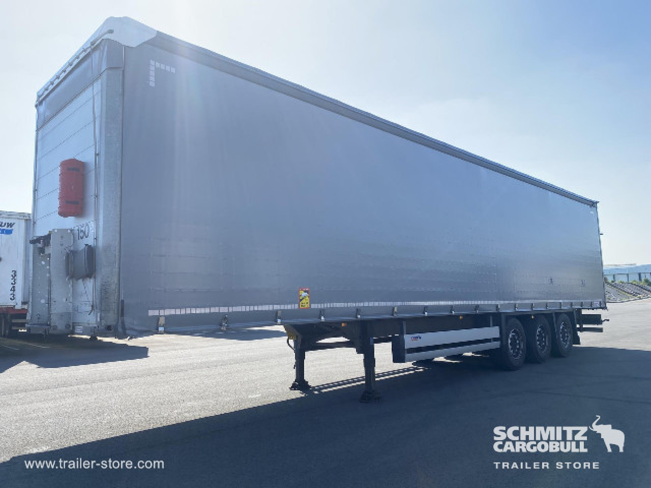 SCHMITZ Curtainsider Standard - סמיטריילר עם וילונות צד: תמונה 3 SCHMITZ Curtainsider Standard - סמיטריילר עם וילונות צד: תמונה 3