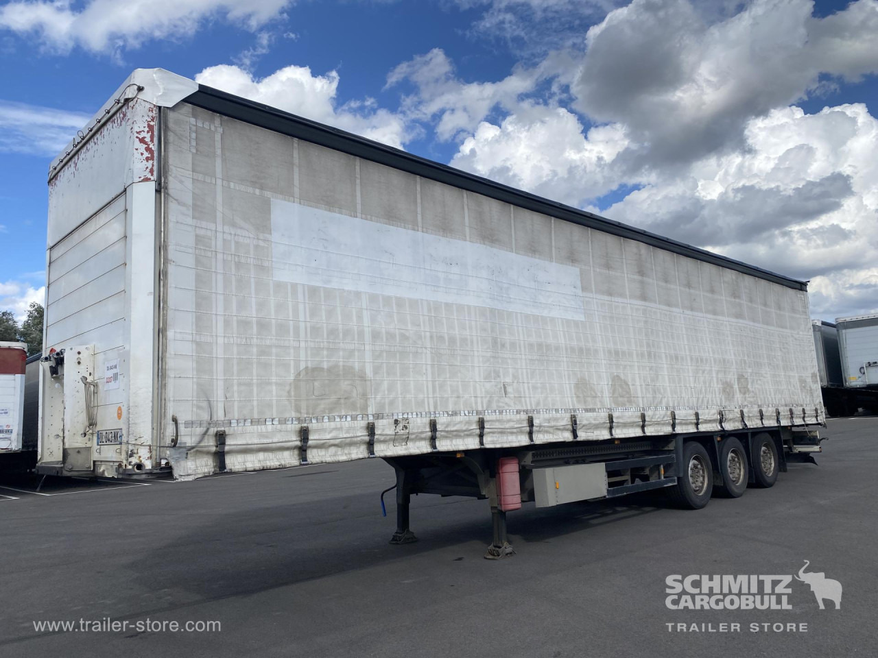 SCHMITZ Curtainsider Standard - סמיטריילר עם וילונות צד: תמונה 1 SCHMITZ Curtainsider Standard - סמיטריילר עם וילונות צד: תמונה 1