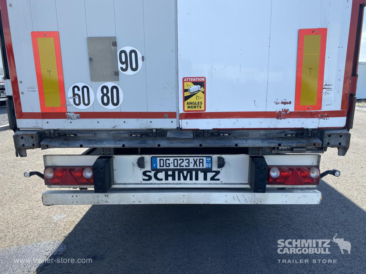 SCHMITZ Curtainsider Standard - סמיטריילר עם וילונות צד: תמונה 2 SCHMITZ Curtainsider Standard - סמיטריילר עם וילונות צד: תמונה 2