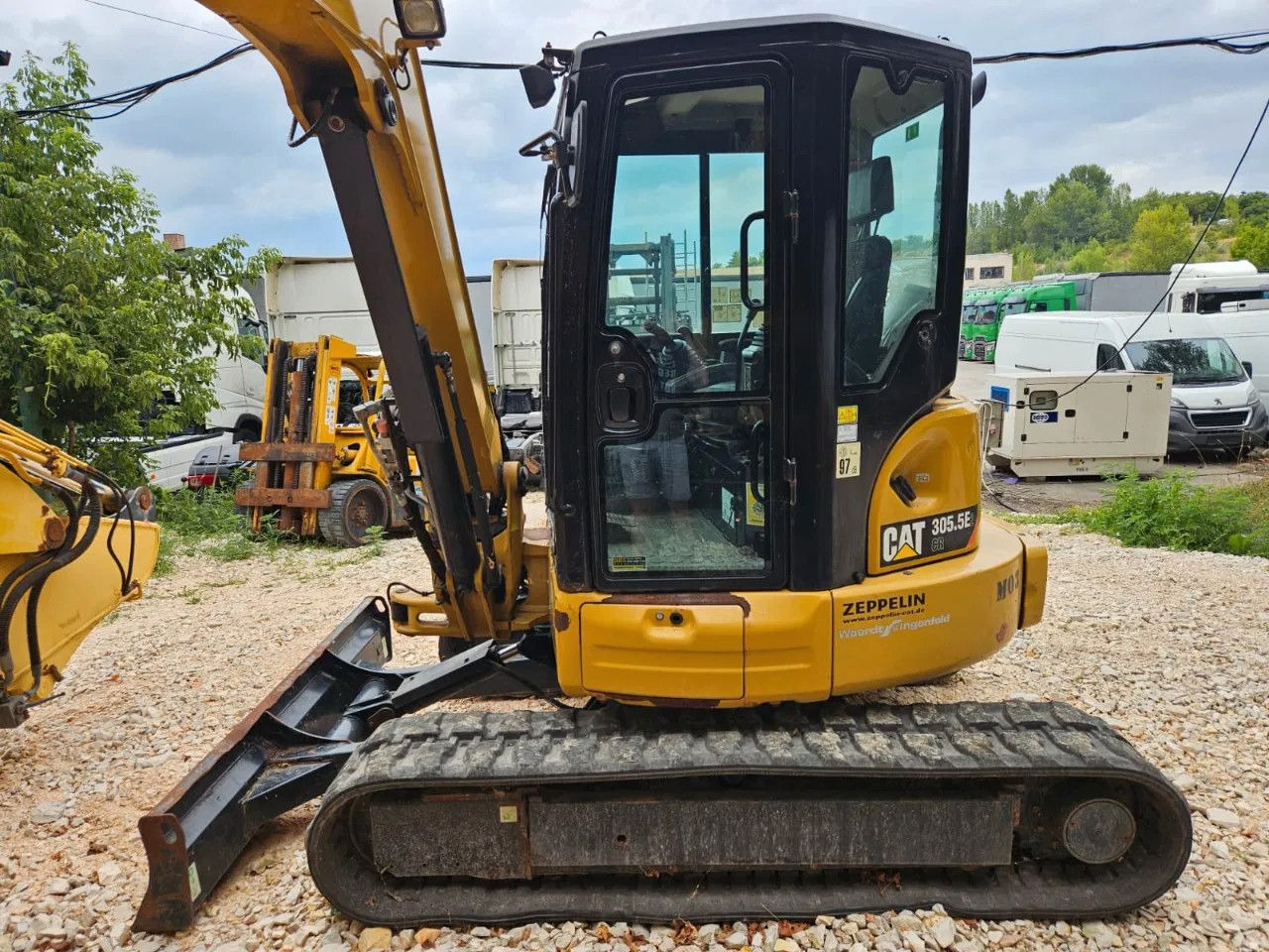 CAT 305 5E2 - מיני מחפר: תמונה 4 CAT 305 5E2 - מיני מחפר: תמונה 4