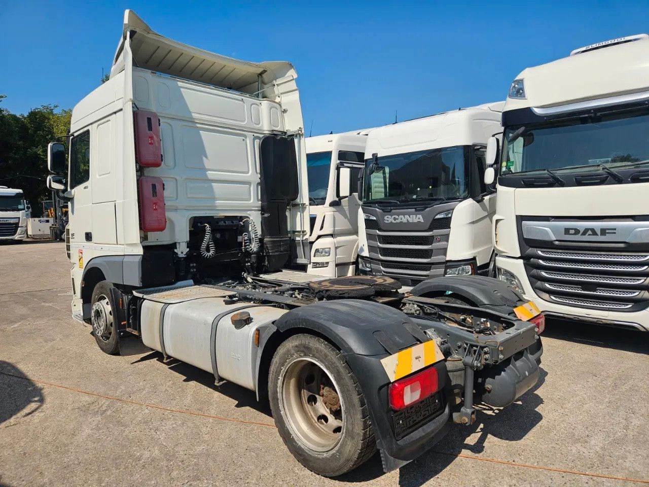 DAF XF 460 Mega Standklima Space Cab - יחידת טרקטור: תמונה 3 DAF XF 460 Mega Standklima Space Cab - יחידת טרקטור: תמונה 3