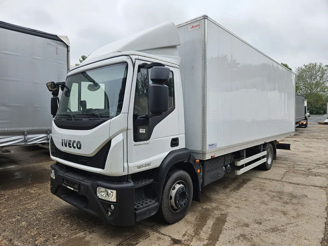 Iveco EuroCargo 120 - 210 BOX 12t Only 7554 km - משאית תיבה: תמונה 1 Iveco EuroCargo 120 - 210 BOX 12t Only 7554 km - משאית תיבה: תמונה 1