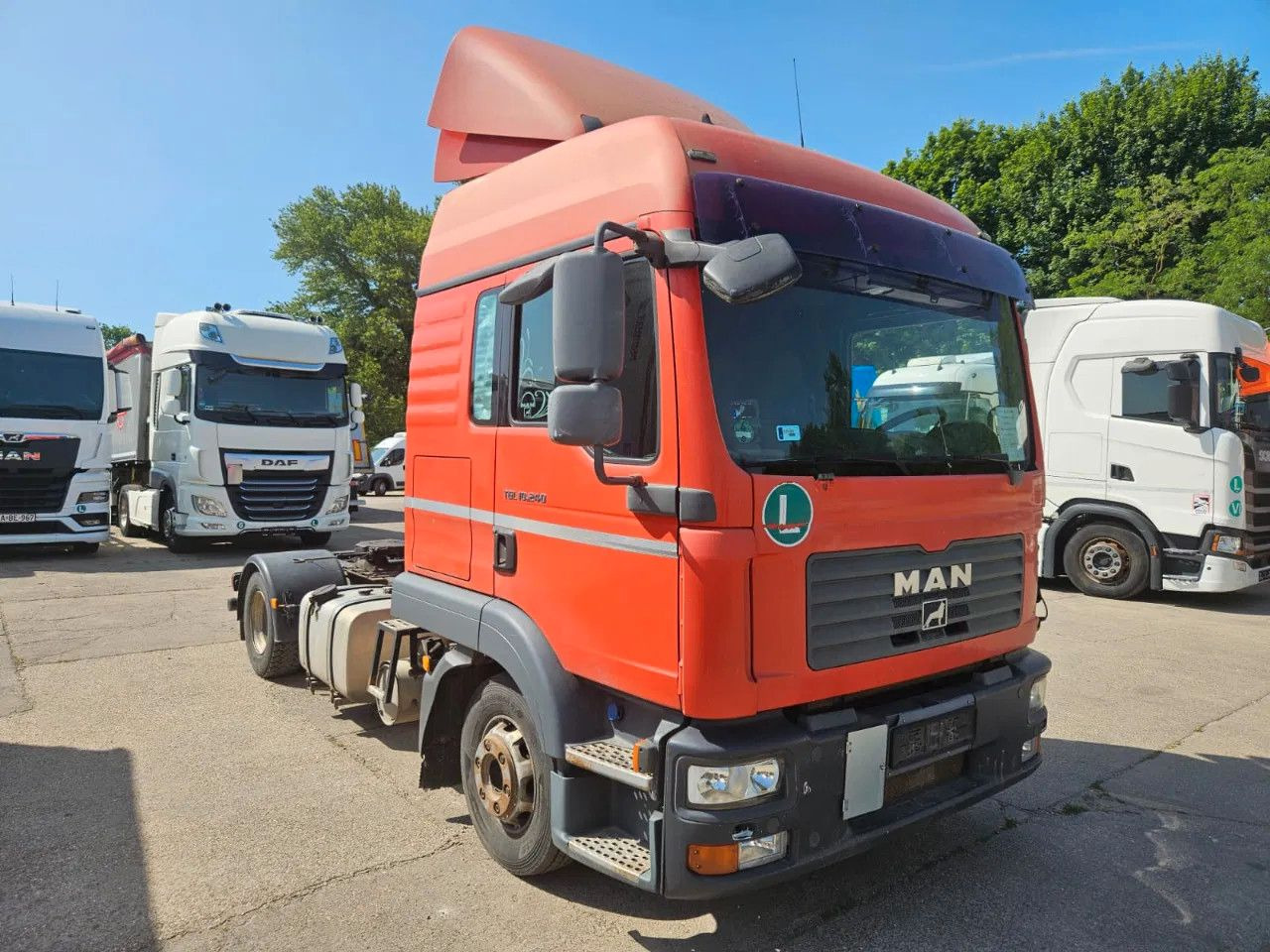 MAN TGL 10.240 Mega - יחידת טרקטור: תמונה 1 MAN TGL 10.240 Mega - יחידת טרקטור: תמונה 1