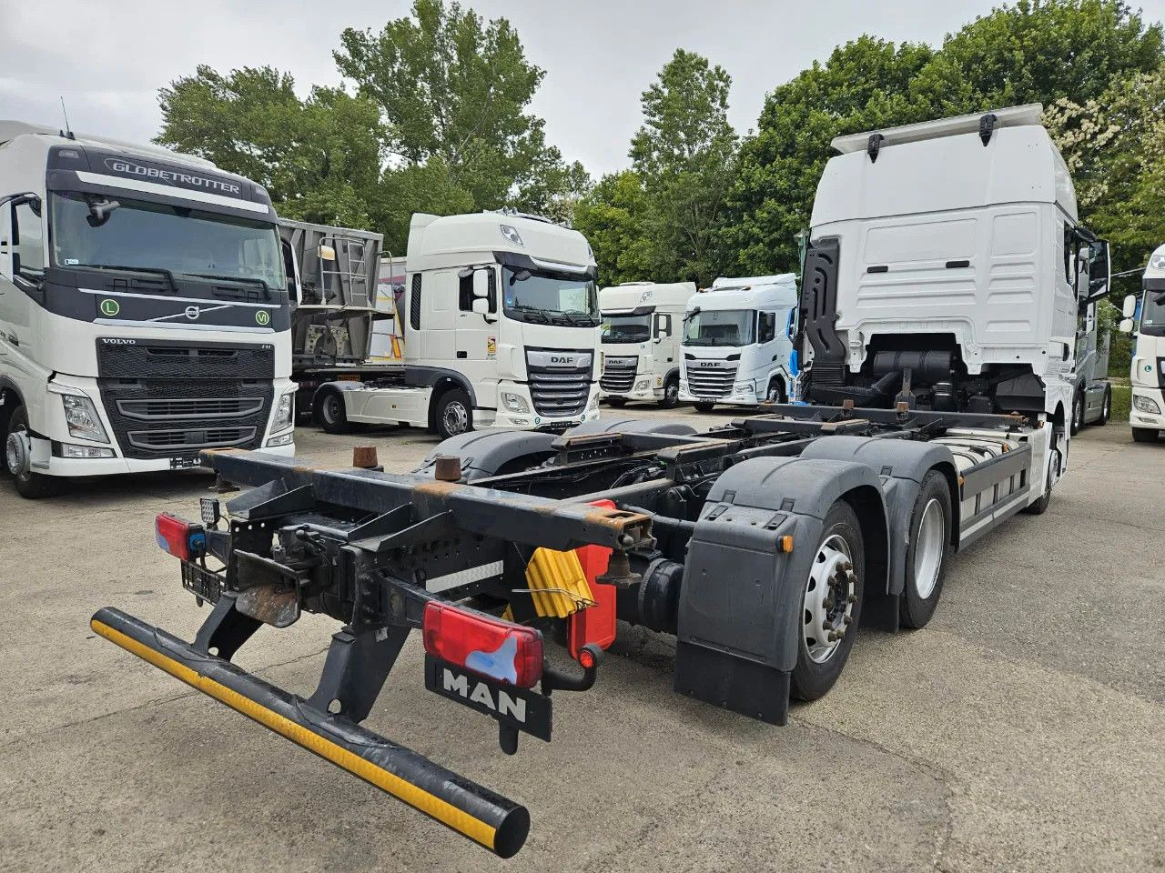 MAN TGX 26.470 XXL BDF 6x2 2 units, NAVI, Lift Axle - מוביל מכולות/ משאית החלפת גוף: תמונה 4 MAN TGX 26.470 XXL BDF 6x2 2 units, NAVI, Lift Axle - מוביל מכולות/ משאית החלפת גוף: תמונה 4