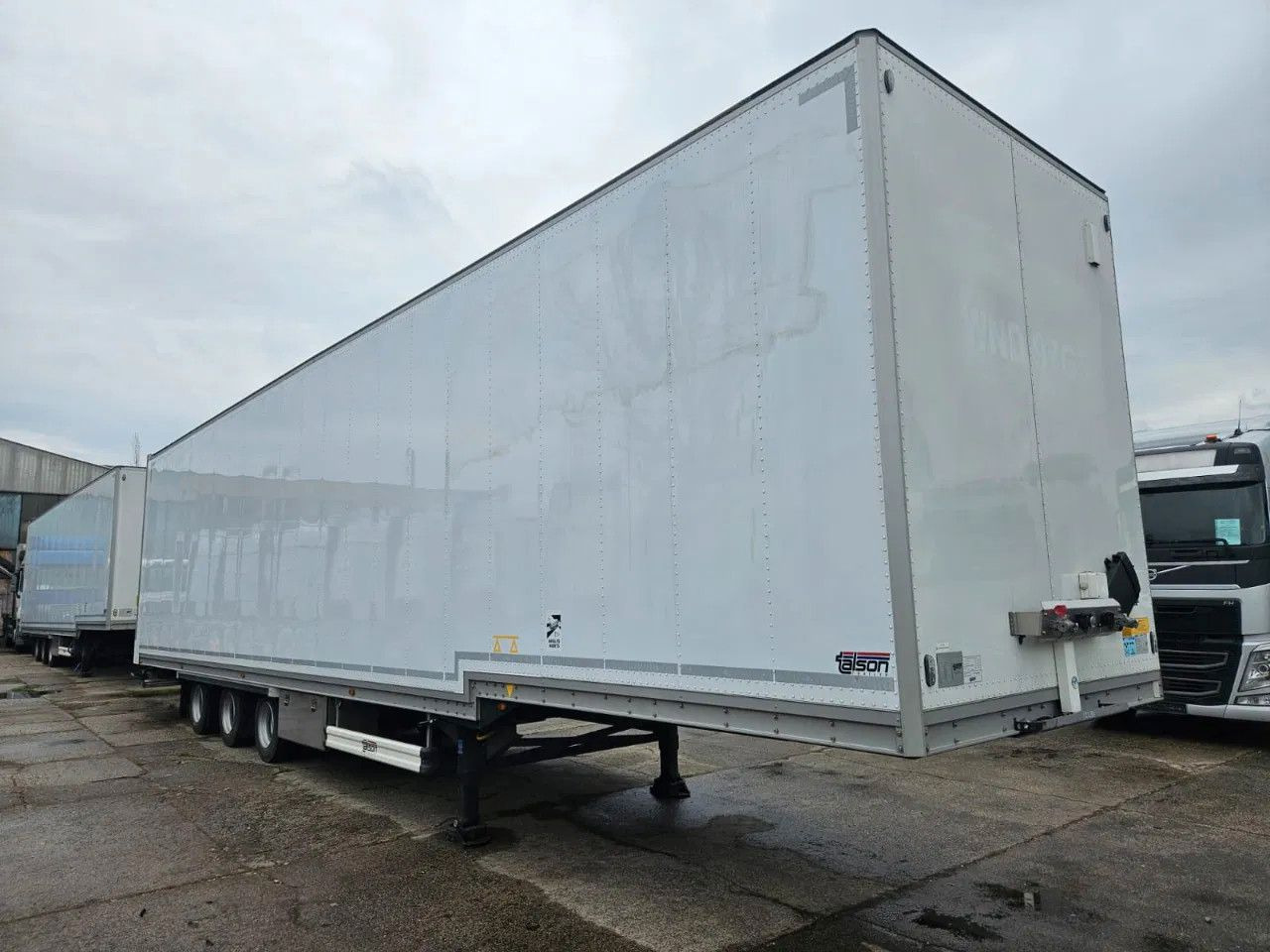Talson F1227 Mega AIR Cargo Hydraroll Roller Bed 4 unit - סמיטריילר: תמונה 2 Talson F1227 Mega AIR Cargo Hydraroll Roller Bed 4 unit - סמיטריילר: תמונה 2
