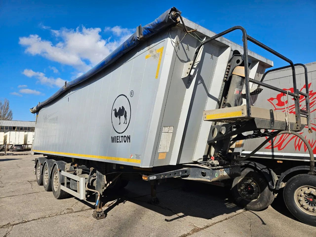Wielton NW-3 38m3 Lifting Axle, Alloy w. - סמיטריילר עם מזהיר: תמונה 1 Wielton NW-3 38m3 Lifting Axle, Alloy w. - סמיטריילר עם מזהיר: תמונה 1