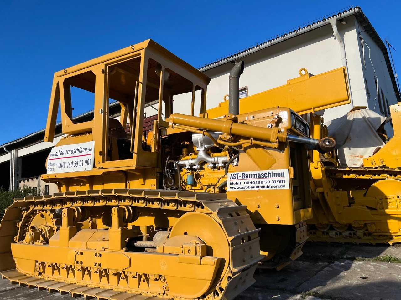 KOMATSU D65-E - דחפור: תמונה 4 KOMATSU D65-E - דחפור: תמונה 4