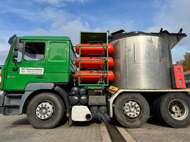 LKW MAN Asphaltkocher Bitumen Mastic mit Isolierung 26.414 - מכונת אספלט: תמונה 1 LKW MAN Asphaltkocher Bitumen Mastic mit Isolierung 26.414 - מכונת אספלט: תמונה 1