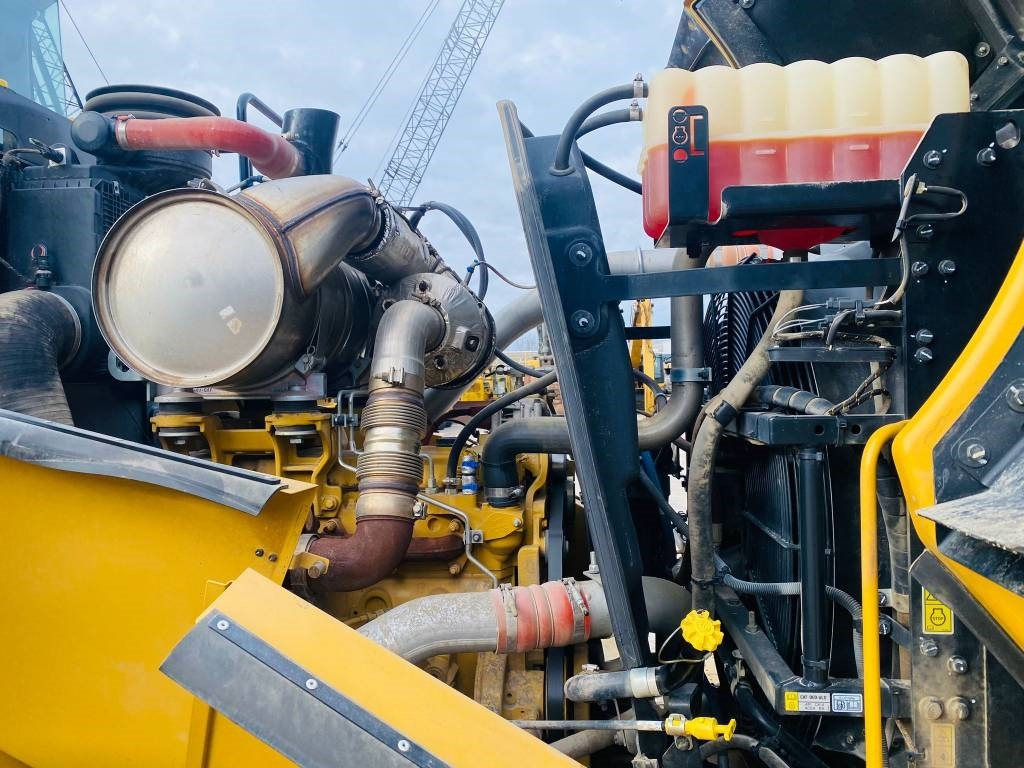 מעמיס גלגלים CAT 972: תמונה 9