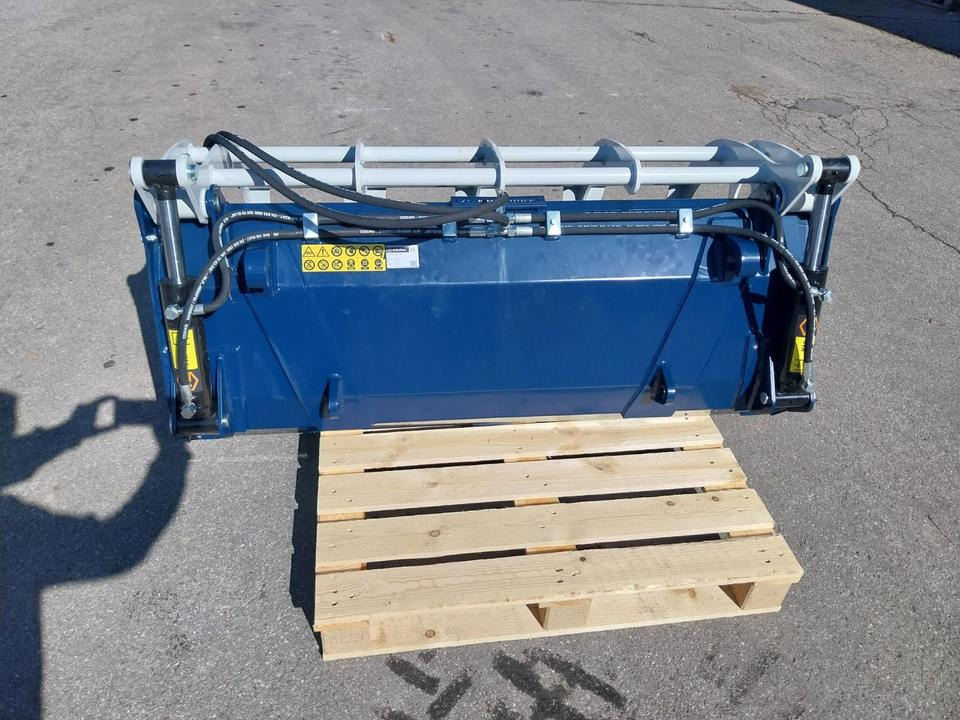 Greifschaufel mini Krokodilgebiss Hoflader Schäffer Thaler Euro - דלי מעמיס: תמונה 4 Greifschaufel mini Krokodilgebiss Hoflader Schäffer Thaler Euro - דלי מעמיס: תמונה 4