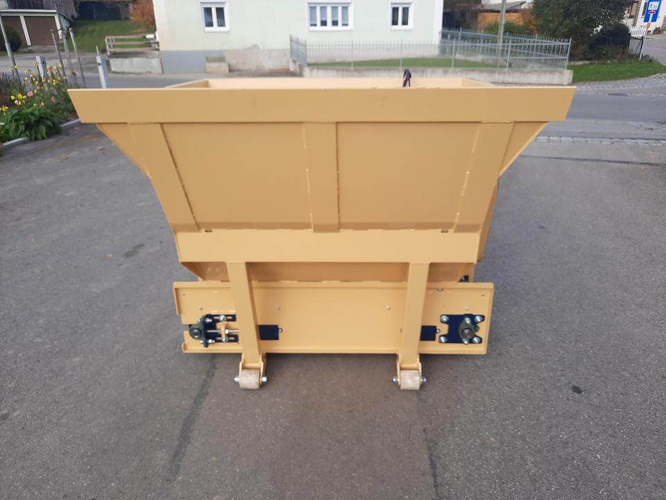 Liegeboxen Einstreugerät Futterverteilgerät Hoflader Radlader Cat - ציוד לבעלי חיים: תמונה 4 Liegeboxen Einstreugerät Futterverteilgerät Hoflader Radlader Cat - ציוד לבעלי חיים: תמונה 4