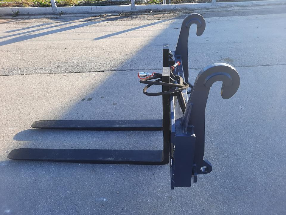 Palettengabel mit hydraulisch verstellb. Zinken Volvo Aufnahme - מזלגות: תמונה 1 Palettengabel mit hydraulisch verstellb. Zinken Volvo Aufnahme - מזלגות: תמונה 1