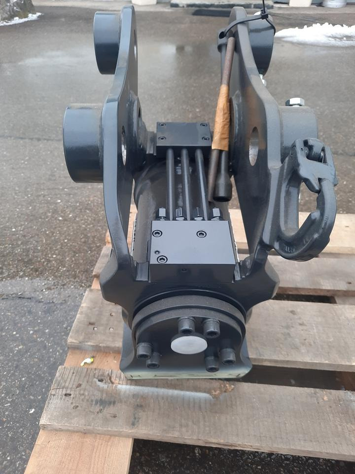 Rädlinger Tilt 3,5 -5 to Powertilt Minibagger Schwenkmotor Yanmar - טילטרוטטור עבור מיני מחפר: תמונה 2 Rädlinger Tilt 3,5 -5 to Powertilt Minibagger Schwenkmotor Yanmar - טילטרוטטור עבור מיני מחפר: תמונה 2