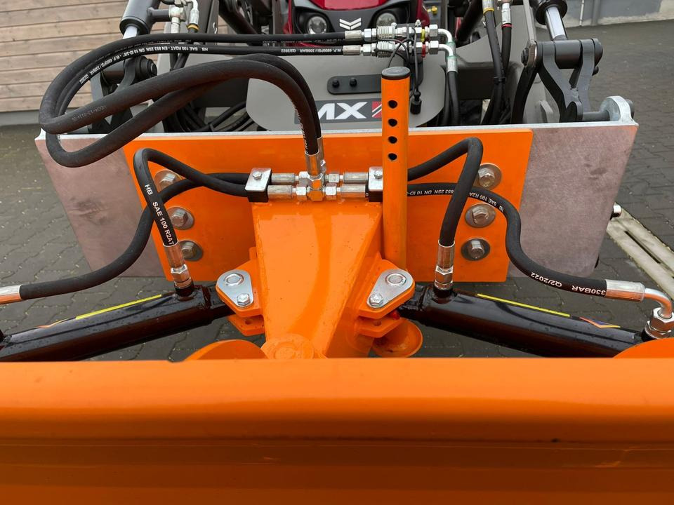 מחרשת שלג Schneeschild 1,8m MX Yanmar Solis Kommunal Traktor Hoflader: תמונה 9 מחרשת שלג Schneeschild 1,8m MX Yanmar Solis Kommunal Traktor Hoflader: תמונה 9