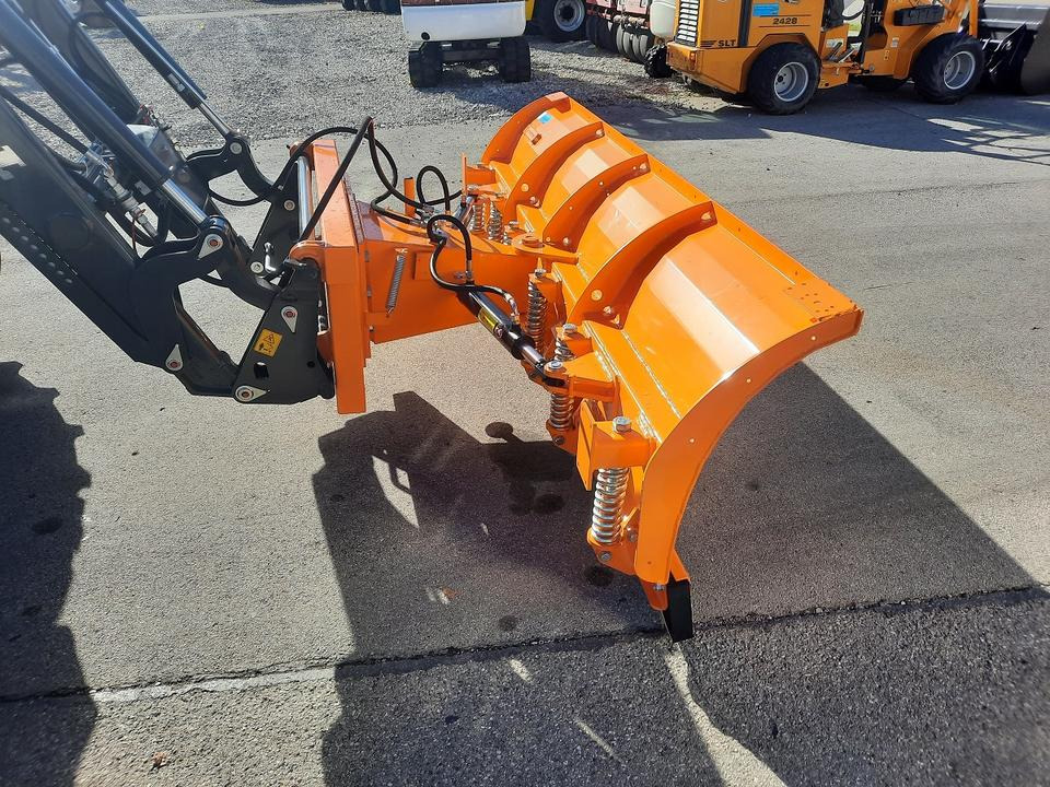 Schneeschild 2,6m Fendt Schlepper Radlader Hoflader Frontlader - מחרשת שלג: תמונה 4 Schneeschild 2,6m Fendt Schlepper Radlader Hoflader Frontlader - מחרשת שלג: תמונה 4