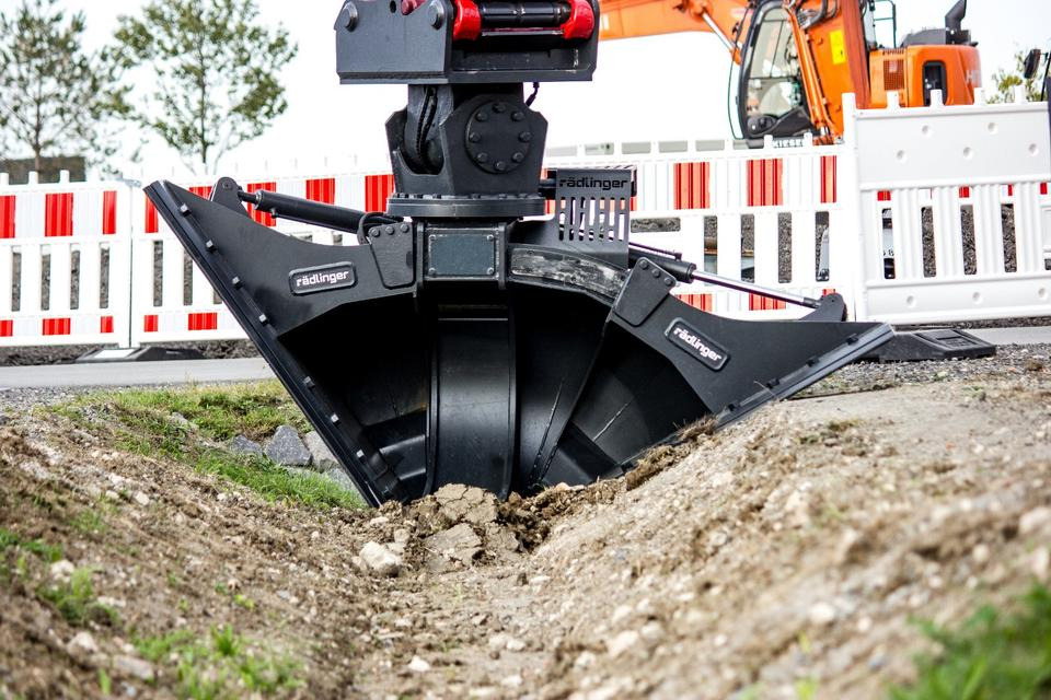 Trapezlöffel hydraulisch verstellbar MS 10 10 - 20 to Löffel JCB - דלי מחפר: תמונה 1 Trapezlöffel hydraulisch verstellbar MS 10 10 - 20 to Löffel JCB - דלי מחפר: תמונה 1