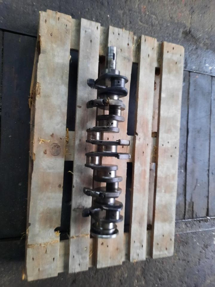 Unimog MB trac Kurbelwelle OM 352 Mercedes Benz - גל ארכובה עבור מכונה חקלאית: תמונה 4 Unimog MB trac Kurbelwelle OM 352 Mercedes Benz - גל ארכובה עבור מכונה חקלאית: תמונה 4