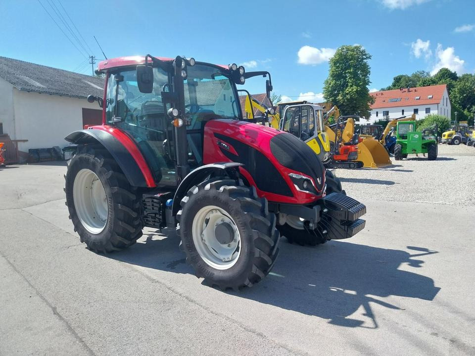 Valtra A85 Schlepper Traktor Fendt Bulldog - טרקטור חקלאי: תמונה 1 Valtra A85 Schlepper Traktor Fendt Bulldog - טרקטור חקלאי: תמונה 1