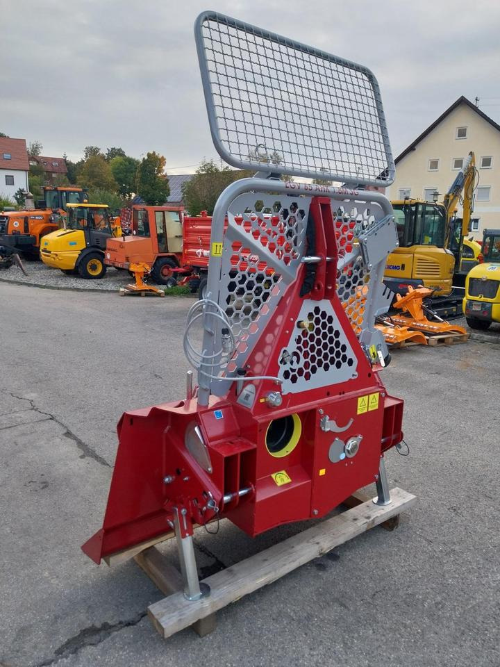 Neue Forstseilwinde Seilwinde Tajfun EGV 65 AHK SG Funk 35 45 55 - כננת עבור ציוד יער: תמונה 3 Neue Forstseilwinde Seilwinde Tajfun EGV 65 AHK SG Funk 35 45 55 - כננת עבור ציוד יער: תמונה 3