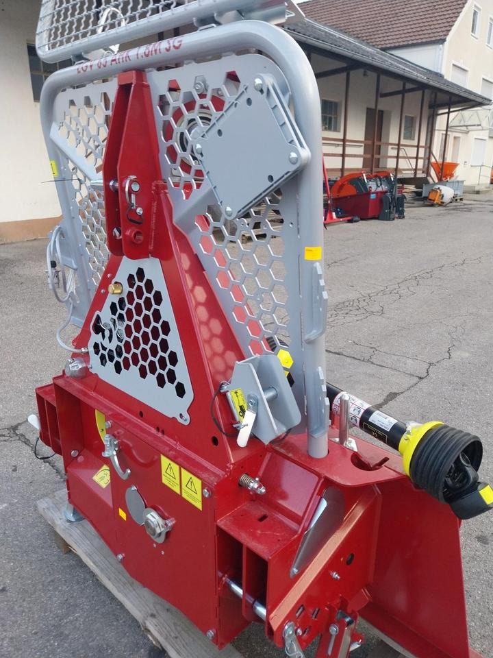 Neue Forstseilwinde Seilwinde Tajfun EGV 65 AHK SG Funk 35 45 55 - כננת עבור ציוד יער: תמונה 5 Neue Forstseilwinde Seilwinde Tajfun EGV 65 AHK SG Funk 35 45 55 - כננת עבור ציוד יער: תמונה 5