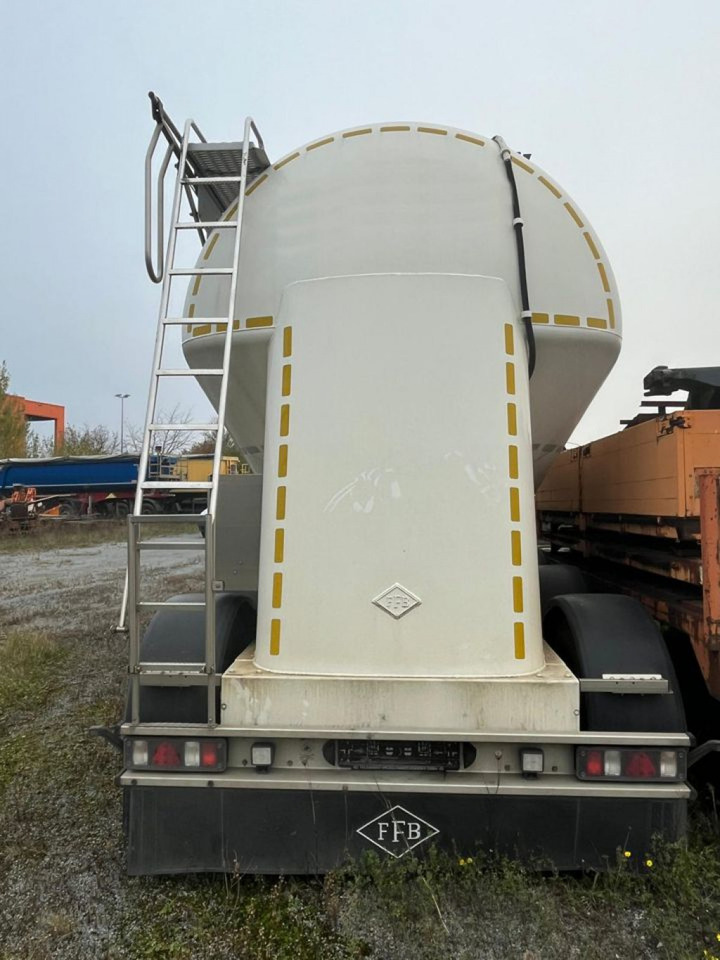FELDBINDER Silo für Staub und Rieselgüter EUT 40.3 Auflieger Zement 40m³, Lenkachse - סמיטריילר Silo: תמונה 4 FELDBINDER Silo für Staub und Rieselgüter EUT 40.3 Auflieger Zement 40m³, Lenkachse - סמיטריילר Silo: תמונה 4