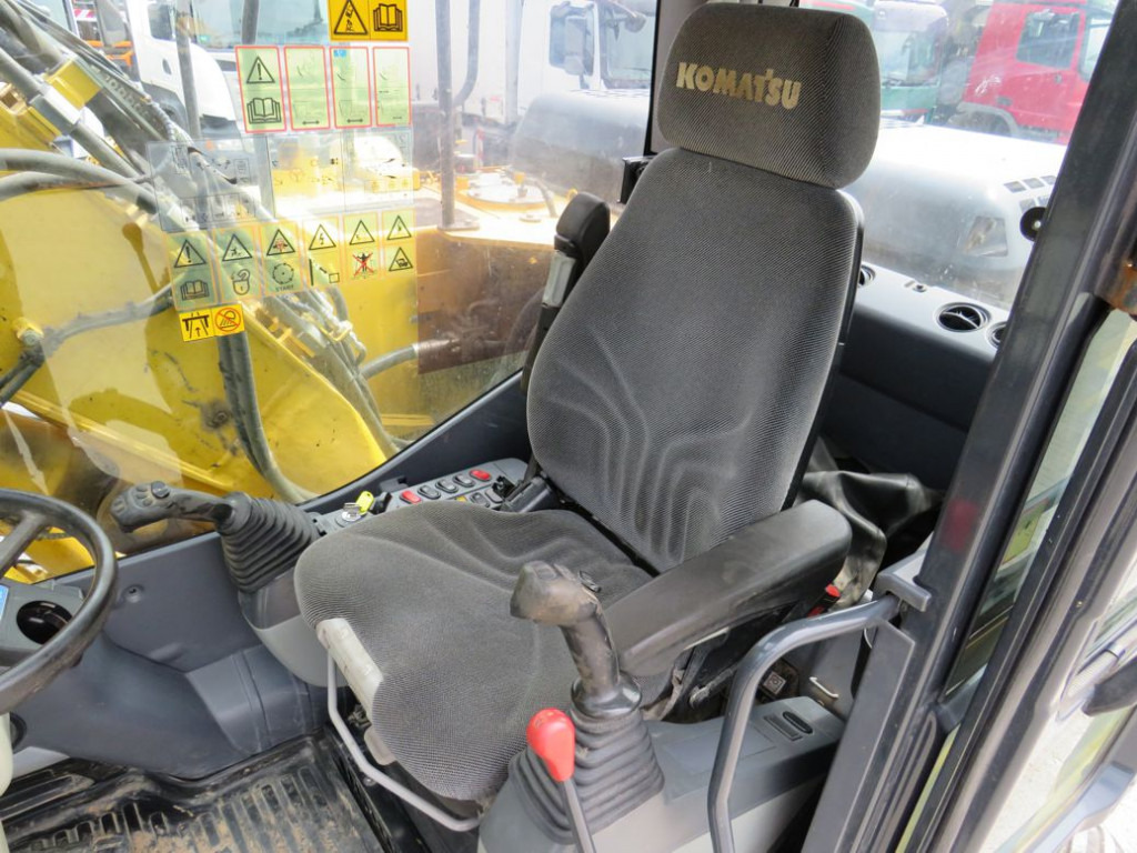 KOMATSU HANOMAG Mobilbagger PW 148 - 8 Bagger 6.824h Deutsch top - מחפר גלגלים: תמונה 3 KOMATSU HANOMAG Mobilbagger PW 148 - 8 Bagger 6.824h Deutsch top - מחפר גלגלים: תמונה 3
