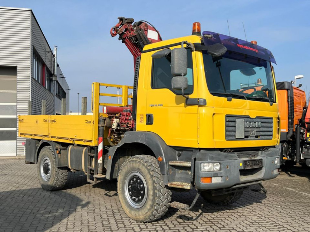 MAN MAN TG-M Pritsche Kran 18.280 4x4 Singelreifen Funkfernbedienung - משאית צד נופל/ שטוחה, משאית מנוף: תמונה 2 MAN MAN TG-M Pritsche Kran 18.280 4x4 Singelreifen Funkfernbedienung - משאית צד נופל/ שטוחה, משאית מנוף: תמונה 2