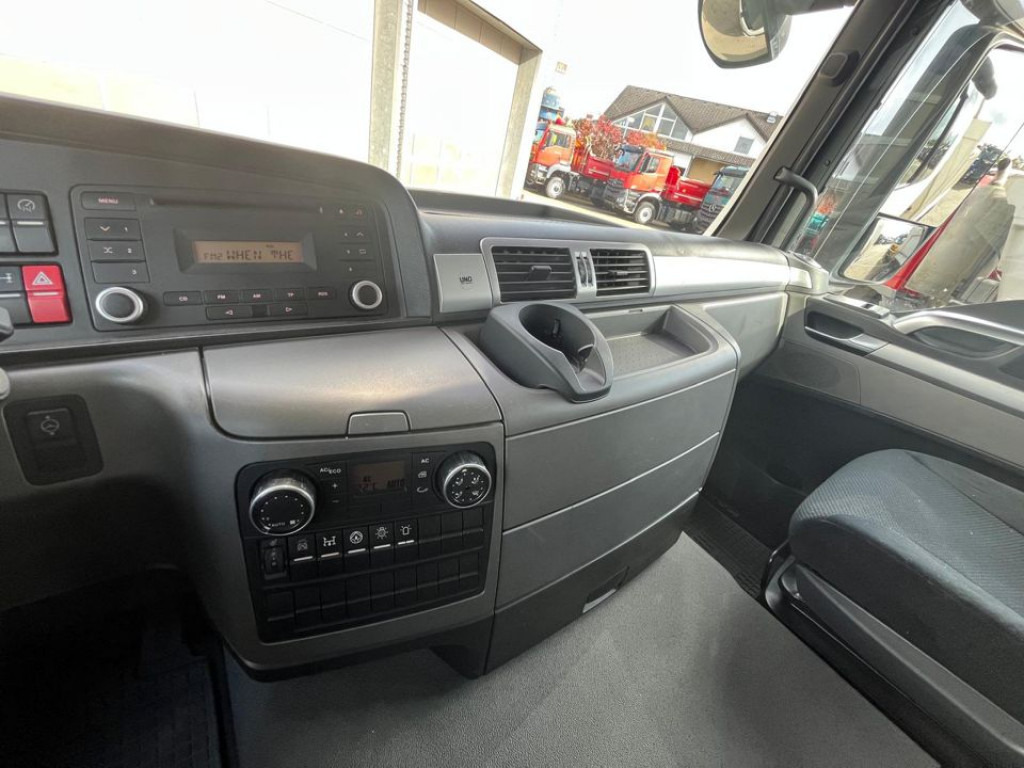 הַחכָּרָה MAN TG-S 26.440 6x4 BB 3-Achs Kipper Schalter MAN TG-S 26.440 6x4 BB 3-Achs Kipper Schalter: תמונה 12 הַחכָּרָה MAN TG-S 26.440 6x4 BB 3-Achs Kipper Schalter MAN TG-S 26.440 6x4 BB 3-Achs Kipper Schalter: תמונה 12