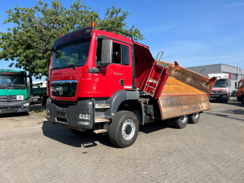 MAN TG-S 26.440 6x6 3-Achs Allradkipper Bordmatik - מזהיר: תמונה 1 MAN TG-S 26.440 6x6 3-Achs Allradkipper Bordmatik - מזהיר: תמונה 1