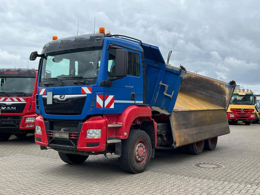 MAN TG-S 26.500 6x6 BB 3-Achs Allradkipper Bordmatik - מזהיר: תמונה 1 MAN TG-S 26.500 6x6 BB 3-Achs Allradkipper Bordmatik - מזהיר: תמונה 1