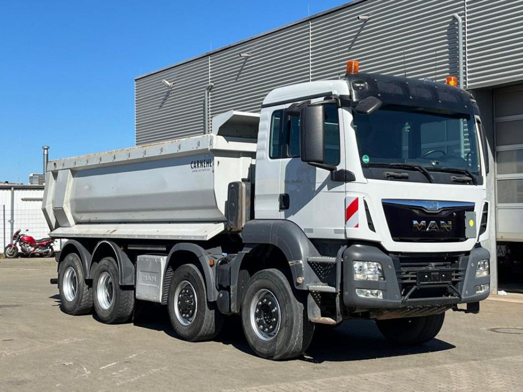 MAN TG-S 35.400 8x6H 4 Achs Muldenkipper Carnehl - משאית דילוג העמסה: תמונה 2 MAN TG-S 35.400 8x6H 4 Achs Muldenkipper Carnehl - משאית דילוג העמסה: תמונה 2