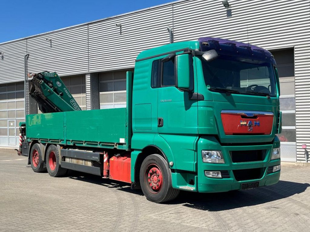 MAN TG-X 26.440 6x2-2 BL Pritsche Heckkran Fassi 360 - משאית צד נופל/ שטוחה, משאית מנוף: תמונה 2 MAN TG-X 26.440 6x2-2 BL Pritsche Heckkran Fassi 360 - משאית צד נופל/ שטוחה, משאית מנוף: תמונה 2