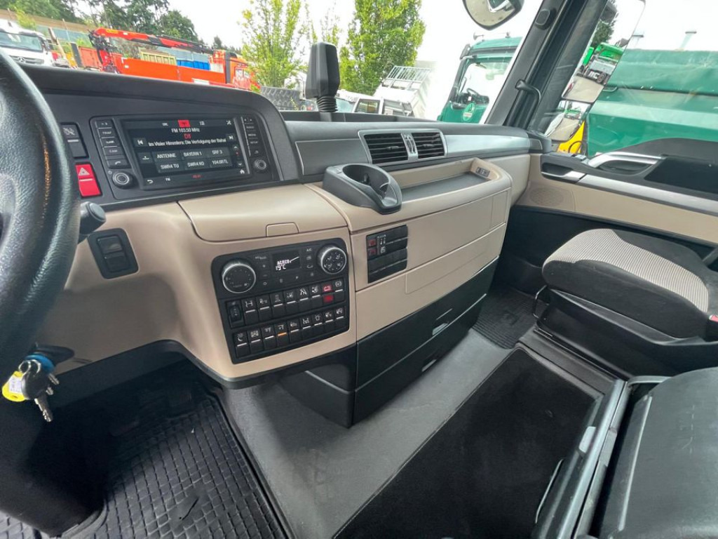MAN TG-X 26.460 6x2-2 BL Pritsche Kran PK 24.001 Funk Lenk - משאית צד נופל/ שטוחה, משאית מנוף: תמונה 3 MAN TG-X 26.460 6x2-2 BL Pritsche Kran PK 24.001 Funk Lenk - משאית צד נופל/ שטוחה, משאית מנוף: תמונה 3