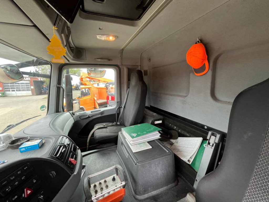 MERCEDES-BENZ Actros 2546 L 6x2 Saug + Spülwagen super Zustand ADR - משאית ואקום: תמונה 4 MERCEDES-BENZ Actros 2546 L 6x2 Saug + Spülwagen super Zustand ADR - משאית ואקום: תמונה 4