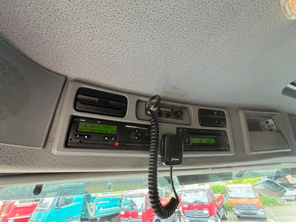 MERCEDES-BENZ Actros 4141 K 8x4 4-Achs Kipper Bordmatik Meiller Top - מזהיר: תמונה 2 MERCEDES-BENZ Actros 4141 K 8x4 4-Achs Kipper Bordmatik Meiller Top - מזהיר: תמונה 2