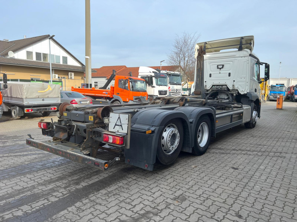 MERCEDES-BENZ Actros neu 2543 L 6x2 Abrollkipper Meiller Funk - משאית הרמת וו: תמונה 4 MERCEDES-BENZ Actros neu 2543 L 6x2 Abrollkipper Meiller Funk - משאית הרמת וו: תמונה 4