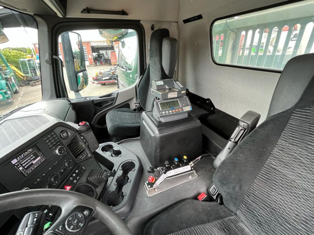 MERCEDES-BENZ Antos 2540 L 6x2 Absetzkipper Vorlauf Lenk - משאית דילוג העמסה: תמונה 4 MERCEDES-BENZ Antos 2540 L 6x2 Absetzkipper Vorlauf Lenk - משאית דילוג העמסה: תמונה 4