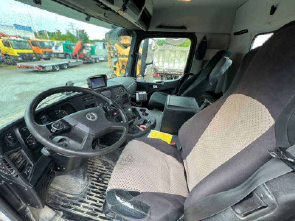 MERCEDES-BENZ Arocs 3240 B 8x4 Betonmischer Deutsch Top AP Achsen - משאית: תמונה 5 MERCEDES-BENZ Arocs 3240 B 8x4 Betonmischer Deutsch Top AP Achsen - משאית: תמונה 5