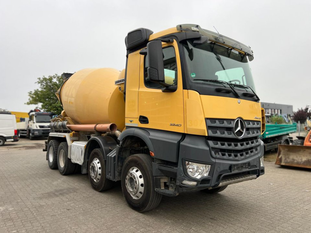 MERCEDES-BENZ Arocs 3240 B 8x4 Betonmischer Deutsch Top Liebherr - משאית: תמונה 2 MERCEDES-BENZ Arocs 3240 B 8x4 Betonmischer Deutsch Top Liebherr - משאית: תמונה 2